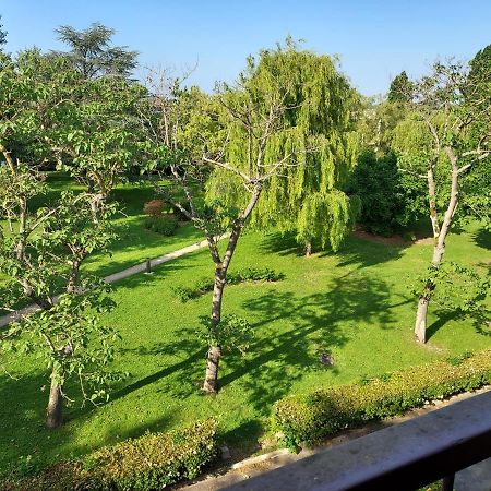 Les Jardins D'Atilly Villecresnes Kültér fotó
